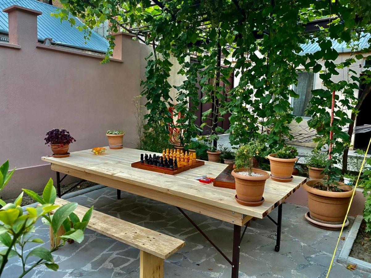 Guest House - Avlabari Tbilisi Exteriör bild