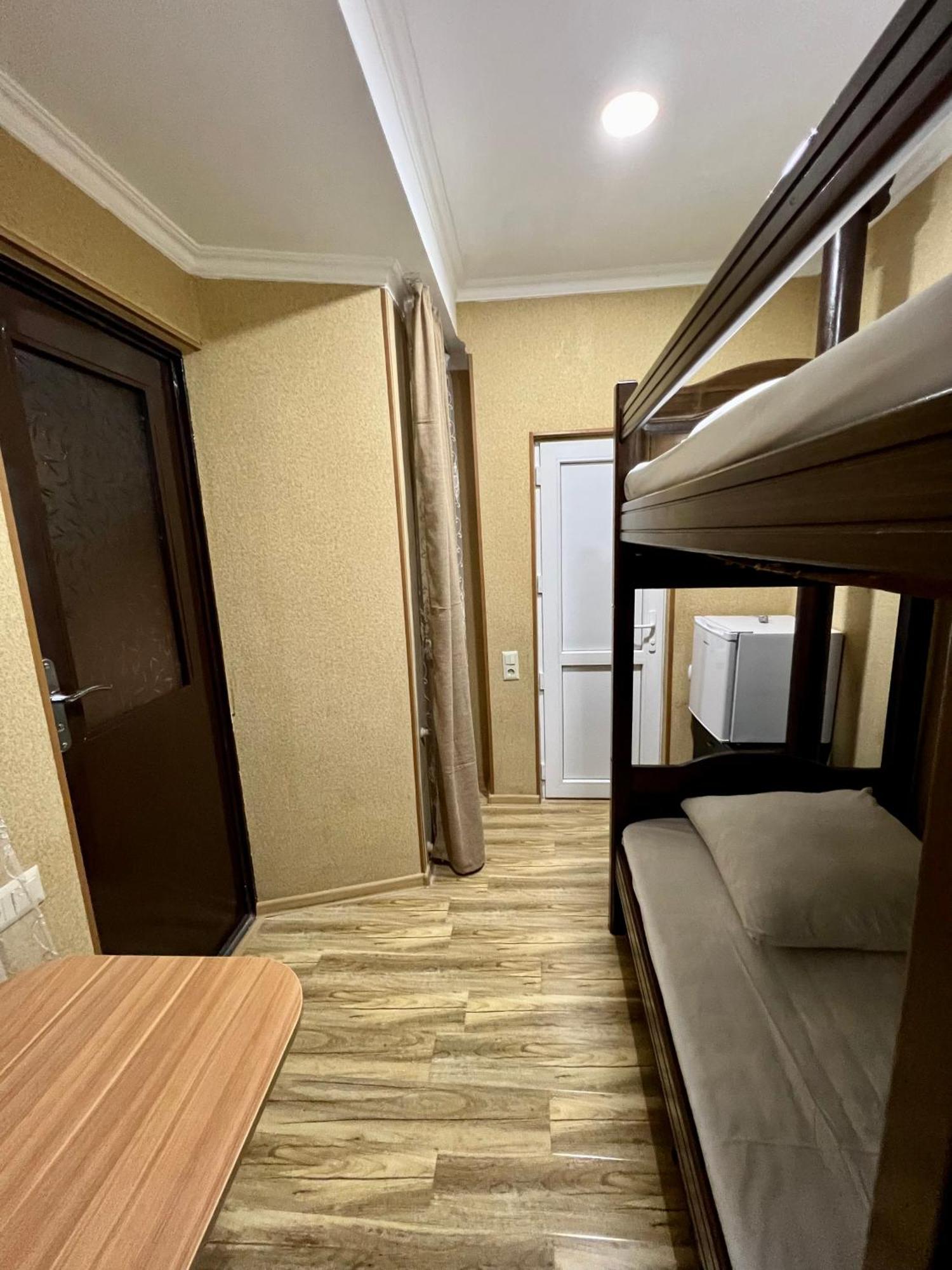 Guest House - Avlabari Tbilisi Exteriör bild