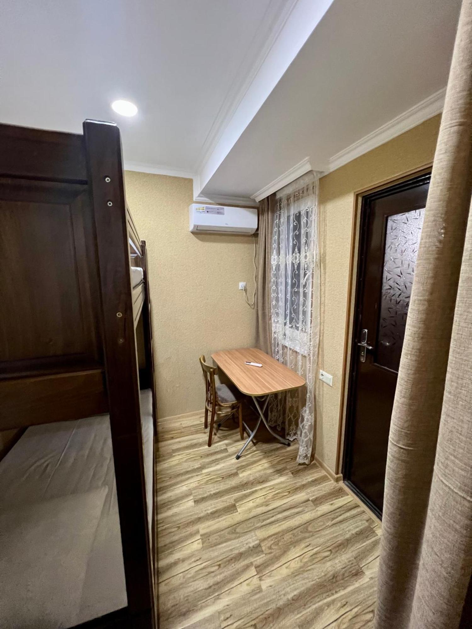 Guest House - Avlabari Tbilisi Exteriör bild