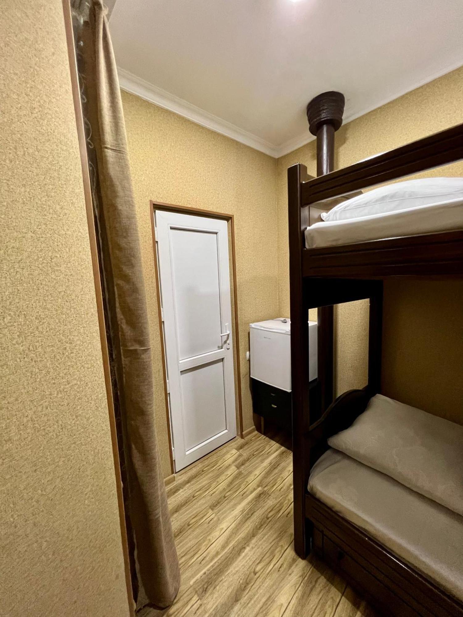 Guest House - Avlabari Tbilisi Exteriör bild